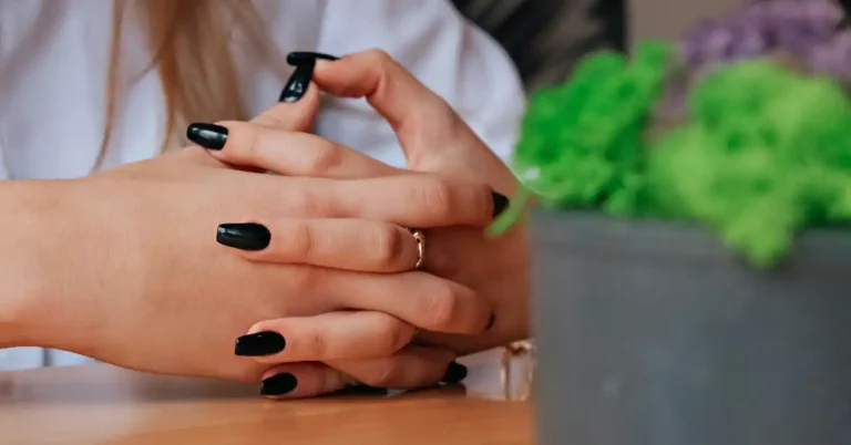 30+ Classy Business Nails You Need to Try This Year