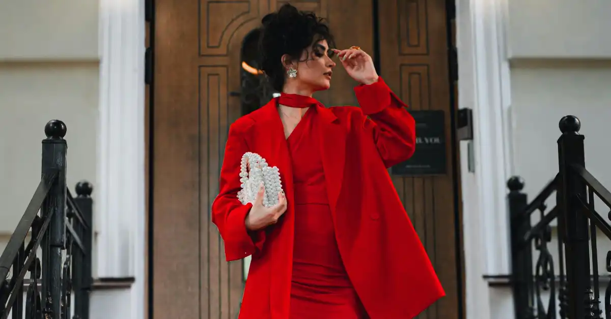 12+ Beautiful Red Dress Outfit Ideas…