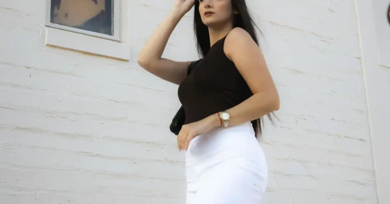 20+ Stunning White Pants Outfit Ideas You’ll Love to Wear
