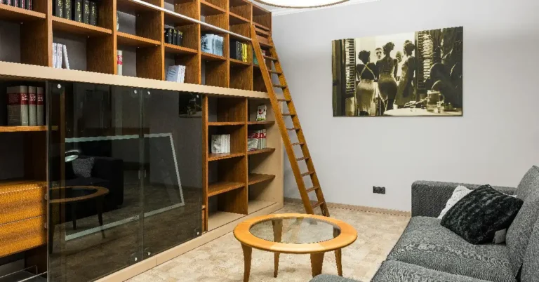 Best 25+ Dark Academia Decor Ideas You Need to Try